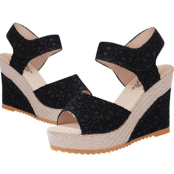 ⬇️💲PRICE DROP ⬇️Wedges Sandals Lace - Picture 2 of 8